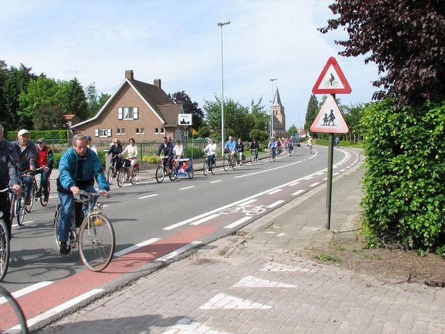 Fietstocht Ravels 2007 05 20 12