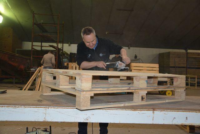 Van pallet tot meubel 2019 03 16 15
